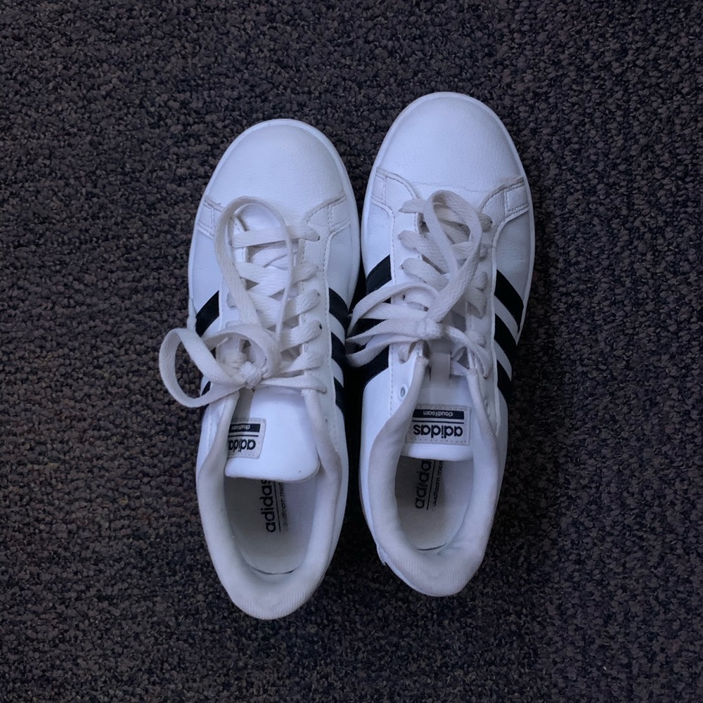 Adidas Grand Court shoes